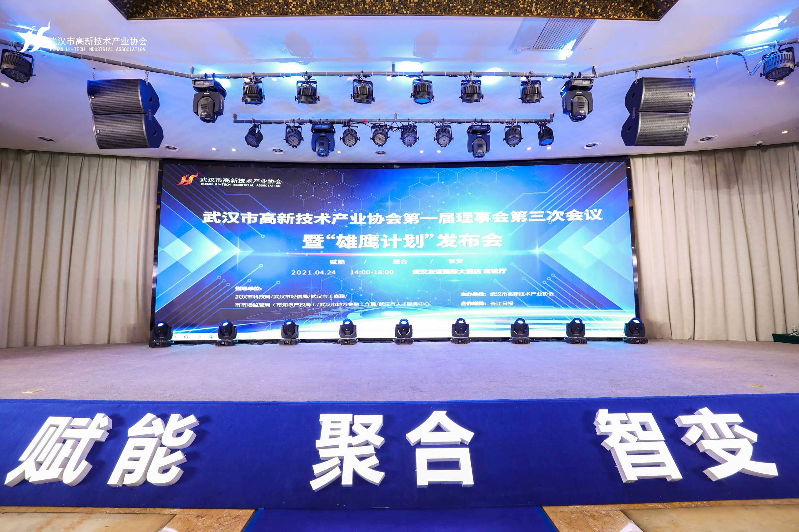 bd54832a-2e86-407e-a1a4-0e5f69b7c2d3.jpg 333.jpg